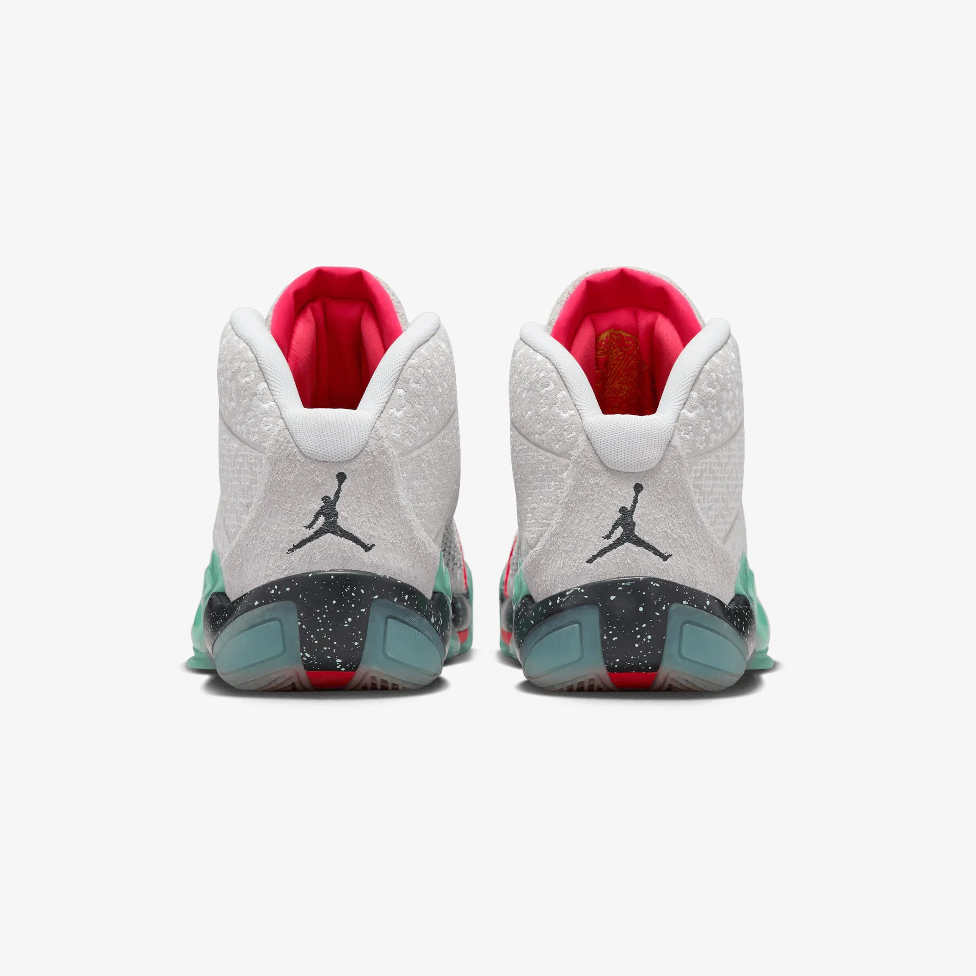 AIR JORDAN XXXVIII RUI PF 'PHOTON DUST/OFF NOIR-MINT FOAM-SIREN RED'