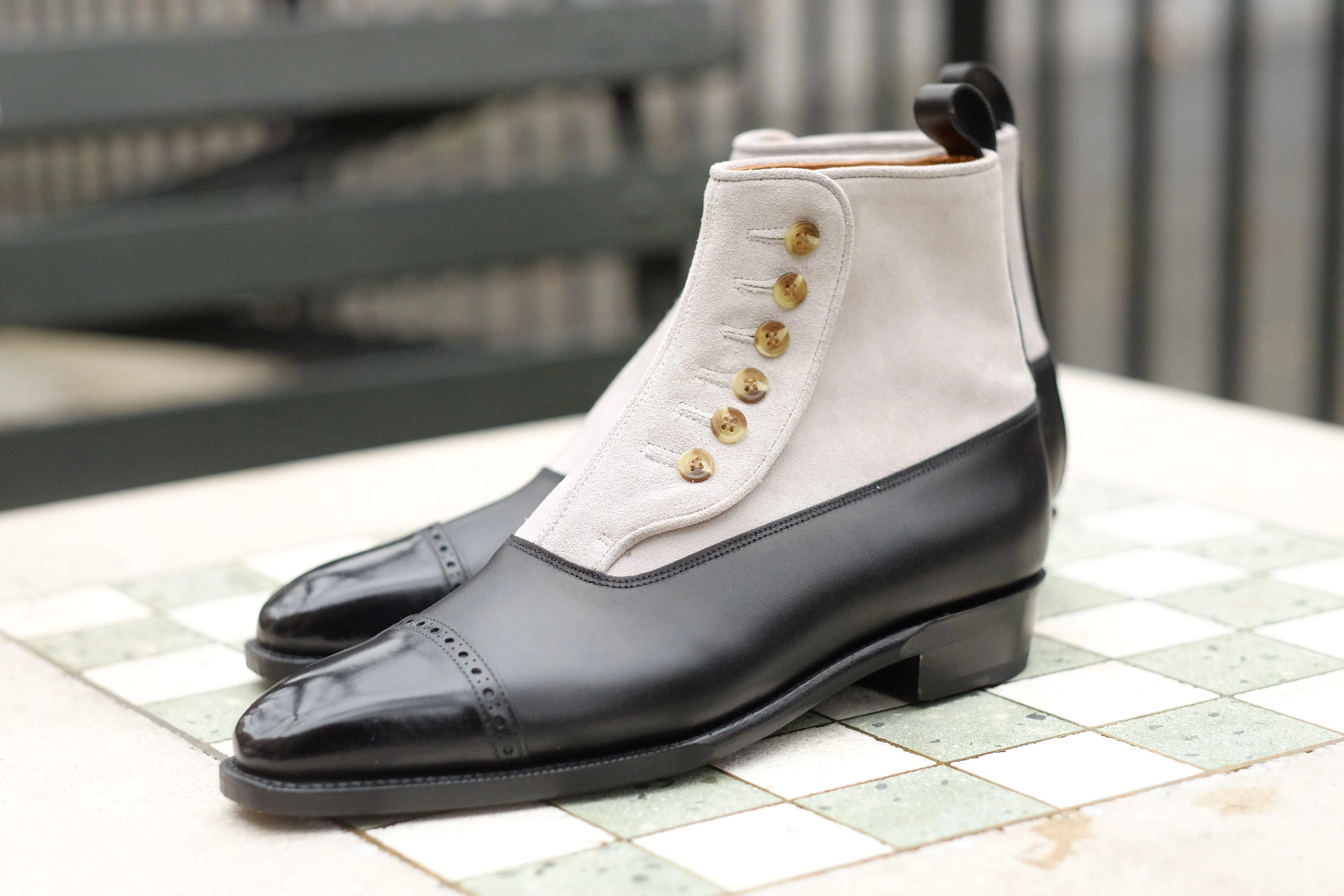 Ascot - Black Calf / Pearl Suede