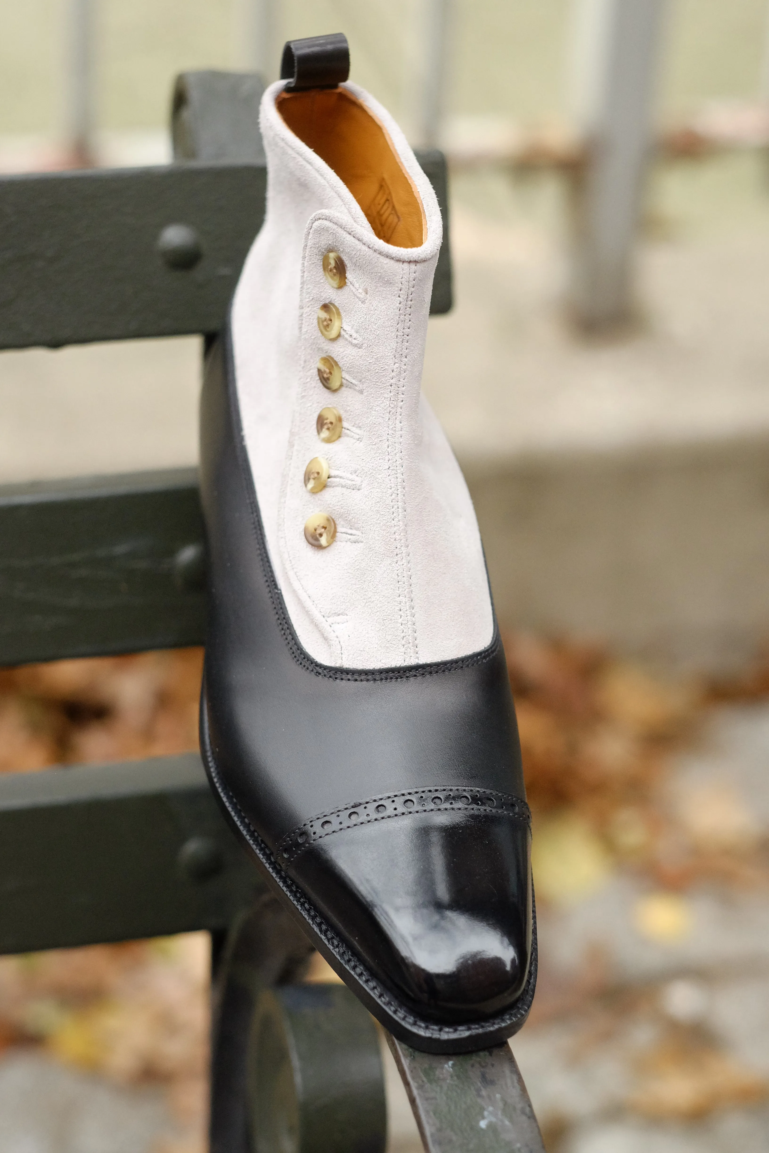 Ascot - Black Calf / Pearl Suede