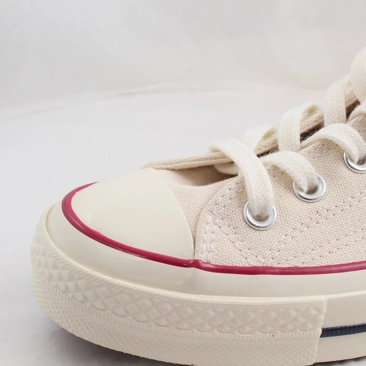 Converse All Star Chuck 70s Hi Trainers Parchment