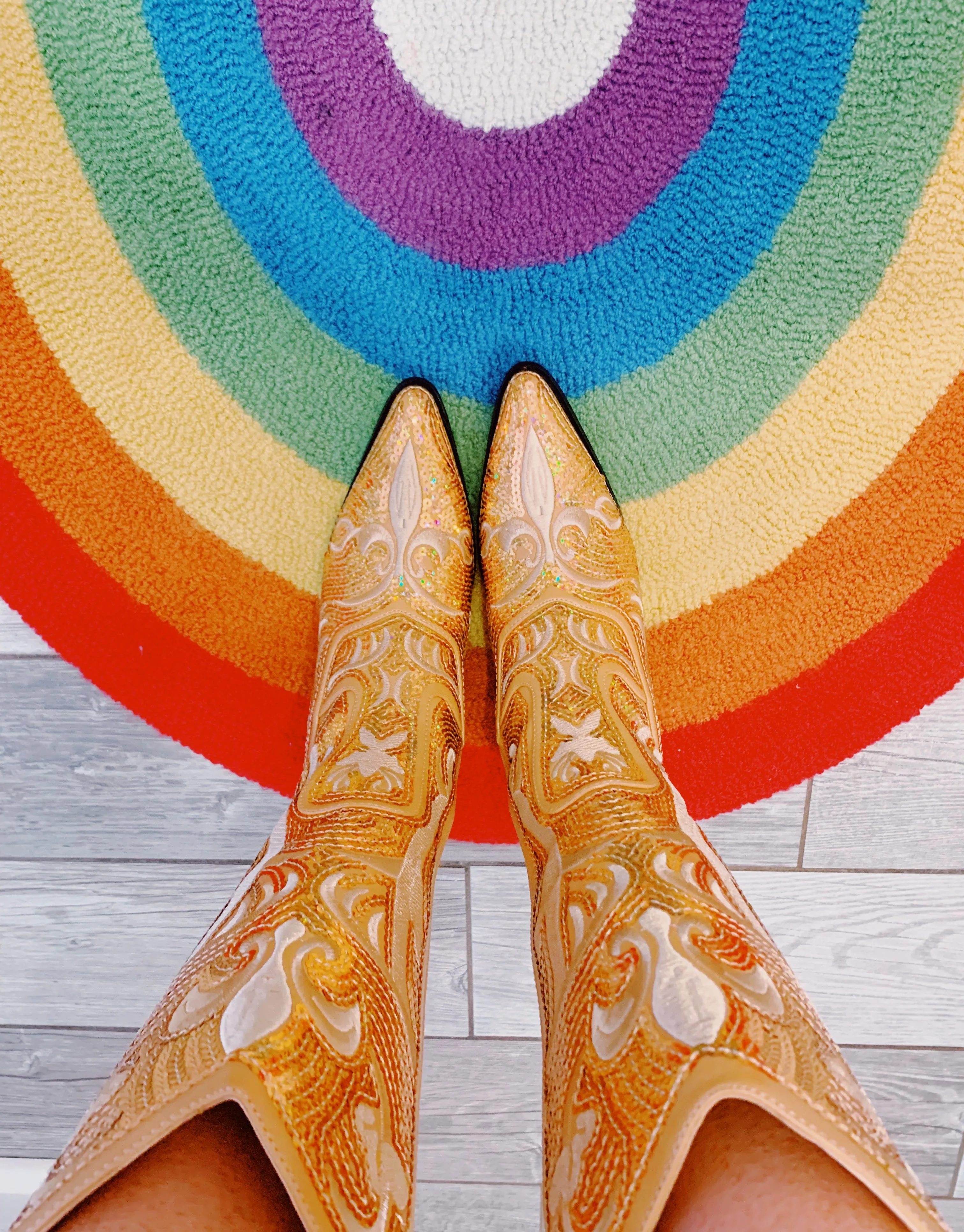 Disco Cowgirl Boots - Gold