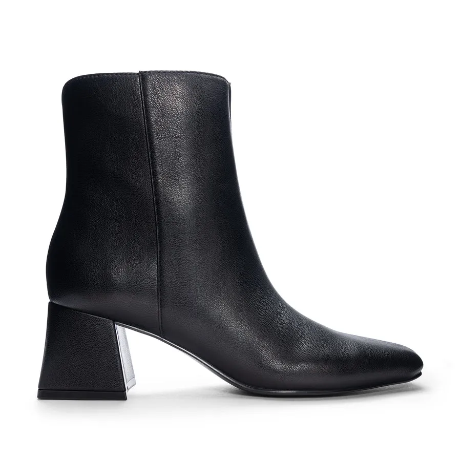 Dreamy Boot (Black)