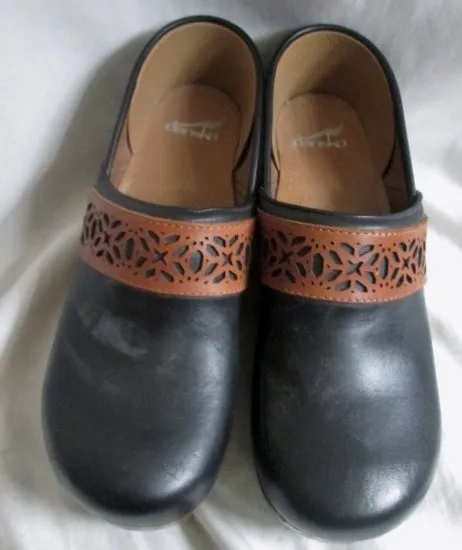 EUC Womens DANSKO Suede Leather Clogs Shoes Slip-On Mules BLACK 41 10.5 BROWN Cutout