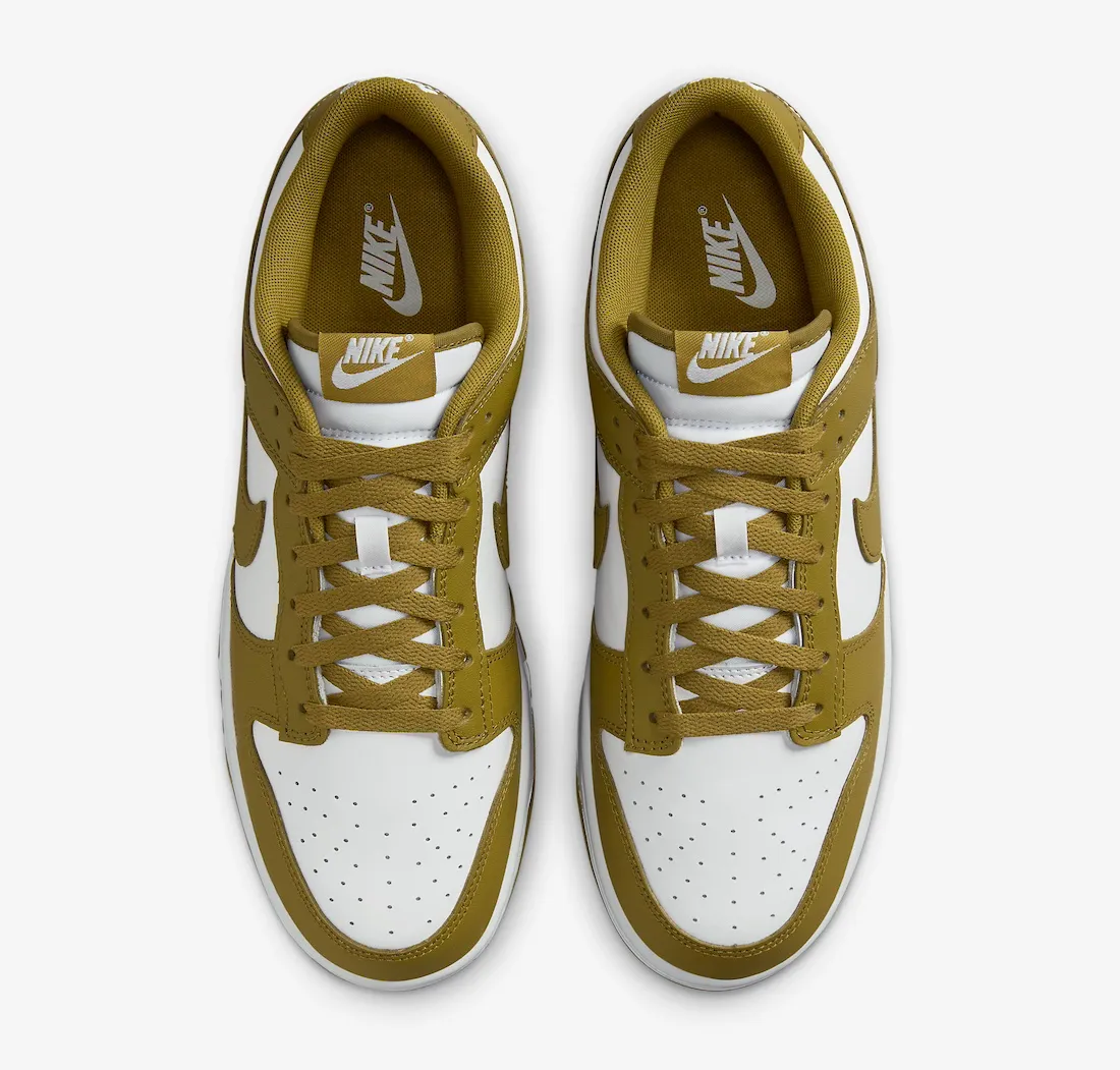 Nike Men's Dunk Low Retro Shoes - White / Pacific Moss